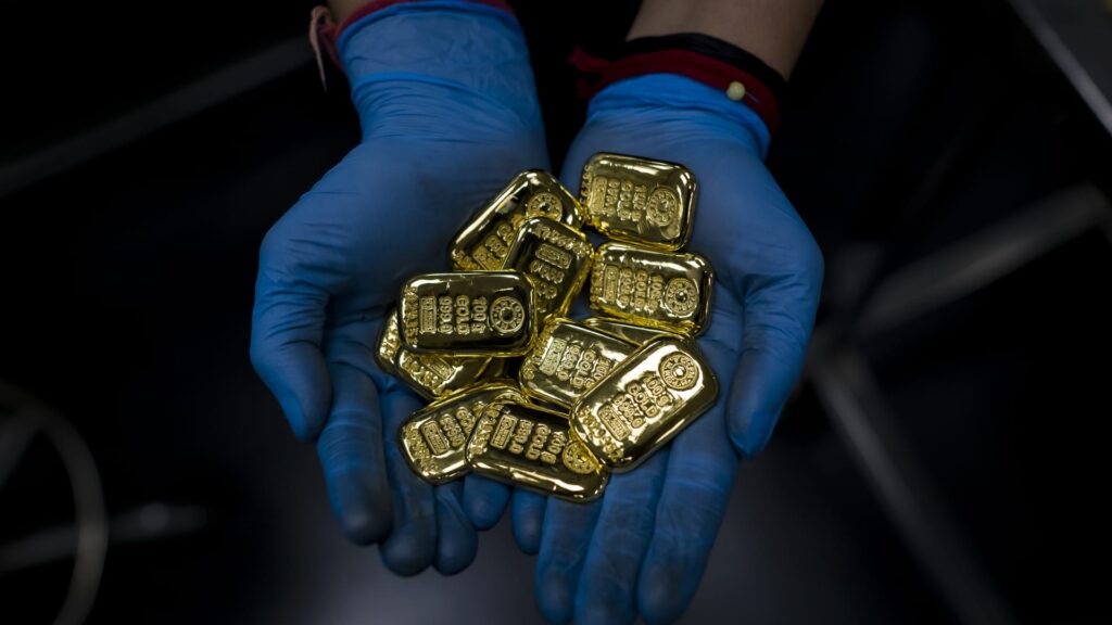 Indians spend up to $11 billion on gold during Diwali