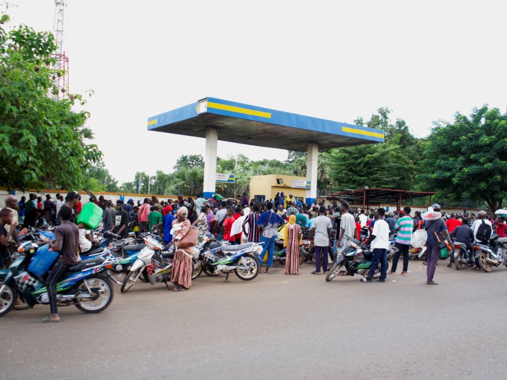 Mali fuel crisis, armed groups blocking supply of capital | Spiral Conflict News