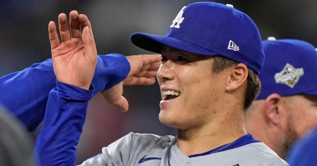 Yamamoto, Dodgers tied in Game 2 of MLB World Series vs. Blue Jays | Baseball News