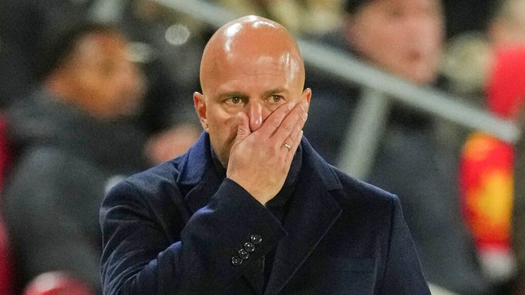 Liverpool: Arne Slott admits his team “don’t have an answer” to opponents using long balls and low blocks after defeat to Brentford | Soccer News