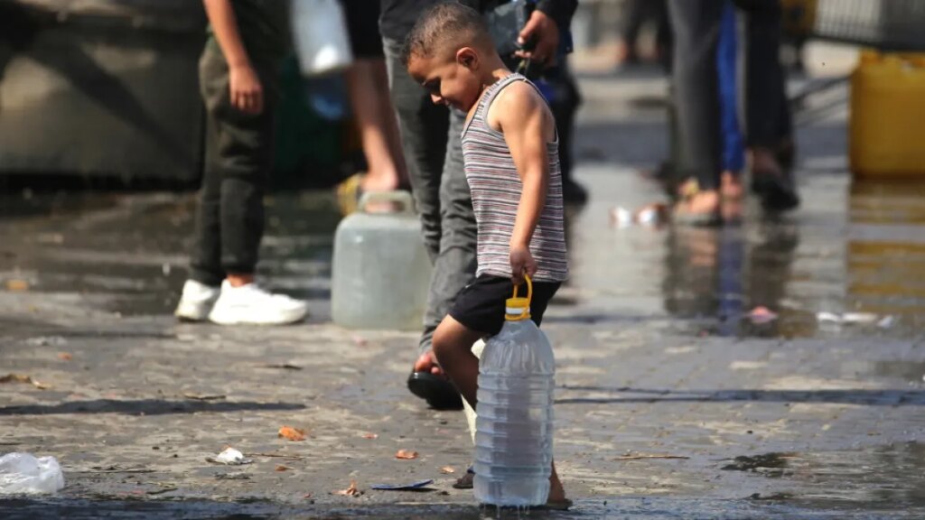 Gaza water turns toxic as Israeli genocide leaves toxic aftermath | Israeli-Palestinian conflict News