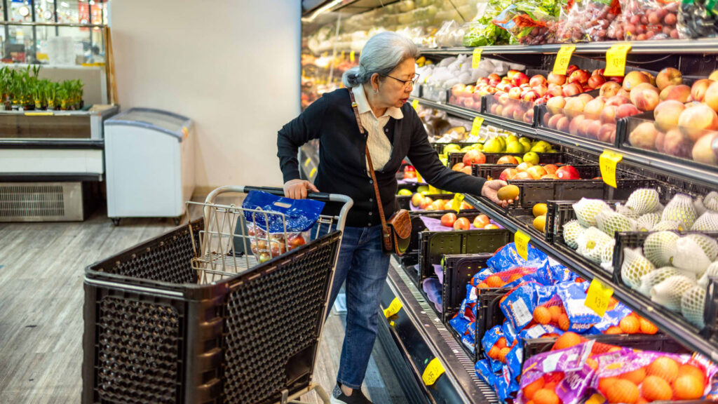 Voters express dissatisfaction with President Trump’s economic response in NBC News poll