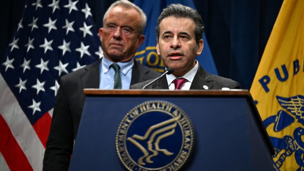 FDA accelerates generic drug approvals as President Trump targets drug costs