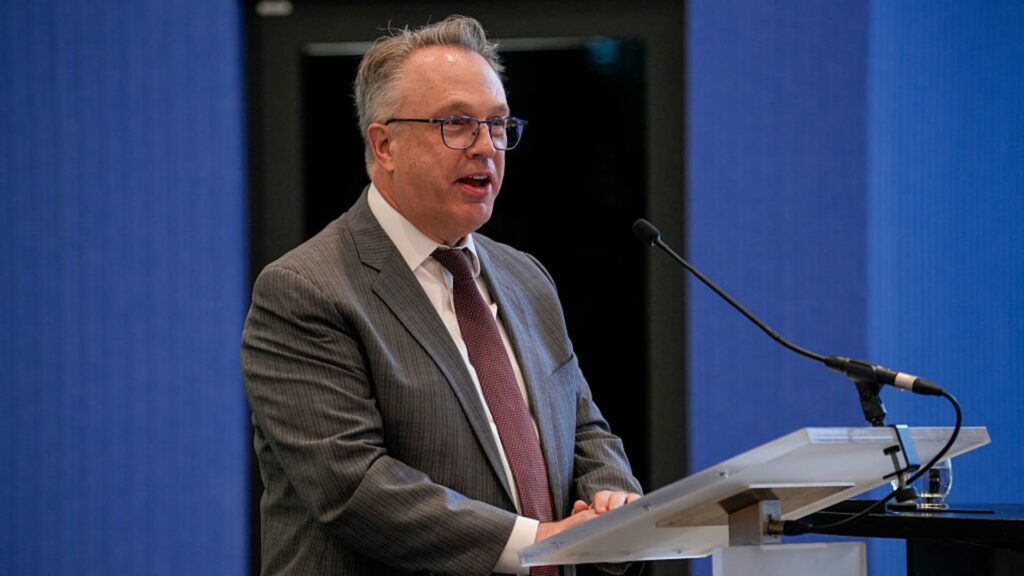 5 things to know before the stock market opens on Monday