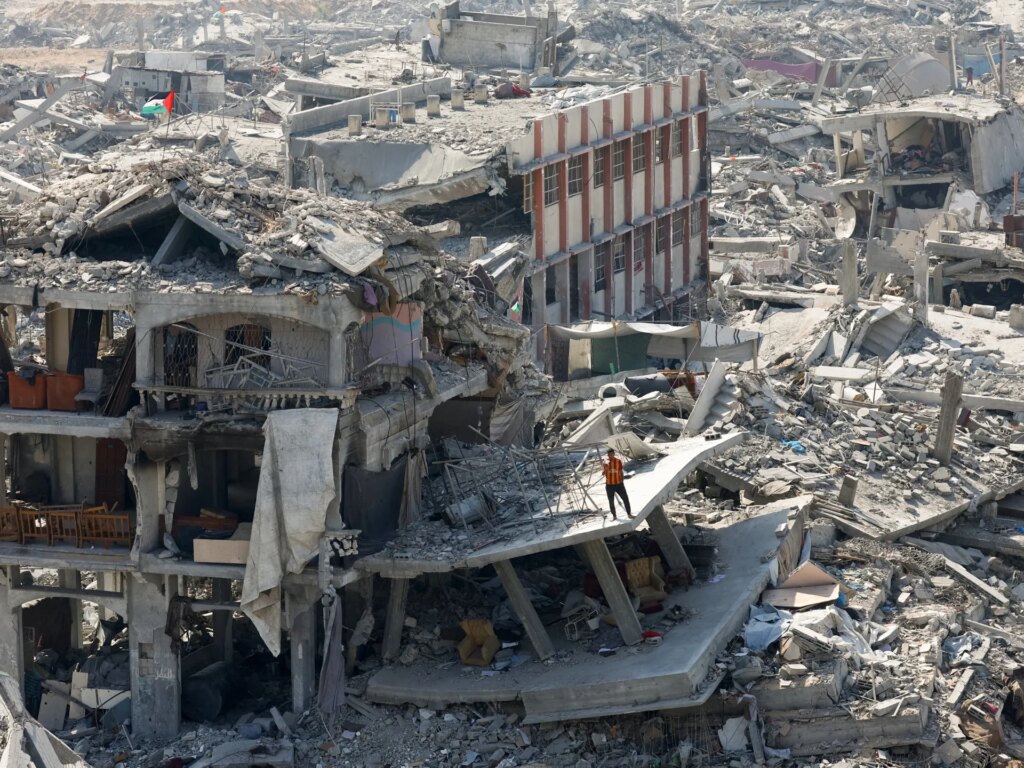 Israel releases five Palestinian prisoners as killings continue in Gaza | Israel-Palestinian conflict News