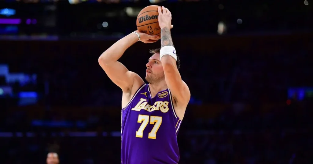 Lakers, Doncic win 5th straight, defeat Spurs without Reaves, James | Basketball News