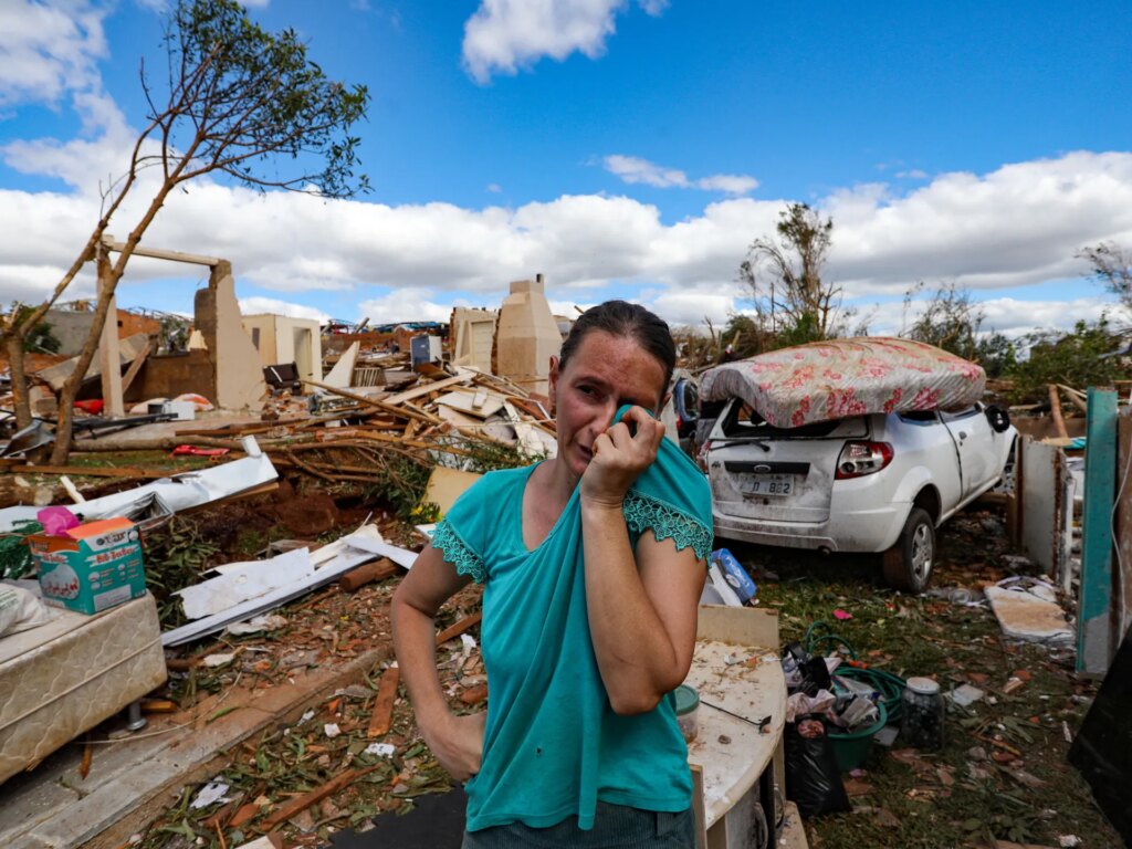 A powerful tornado destroys a Brazilian town, killing six people and injuring hundreds. climate news