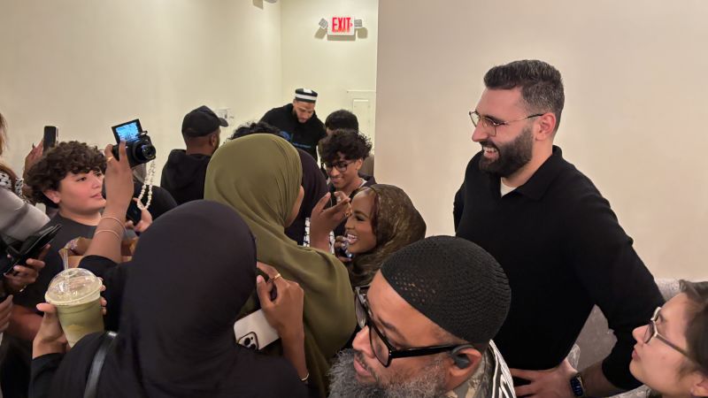 Motaz Azaiza’s photos from Gaza showed a heartbreaking picture of war. Now he’s looking for a way to move forward in the U.S.