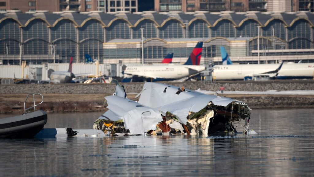 US admits responsibility for 67 deaths in collision between army helicopter and American Airlines passenger plane