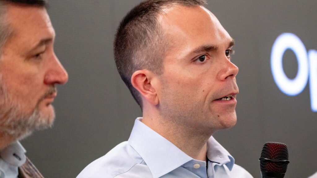 Oracle leases increase nearly 150% to meet AI demand