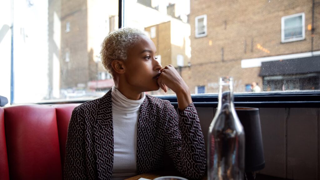 Educated young women are both highly connected and extremely lonely