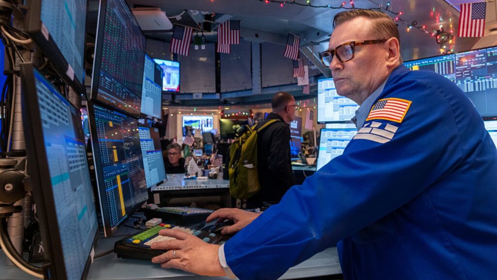 5 things to know before the stock market opens on Monday