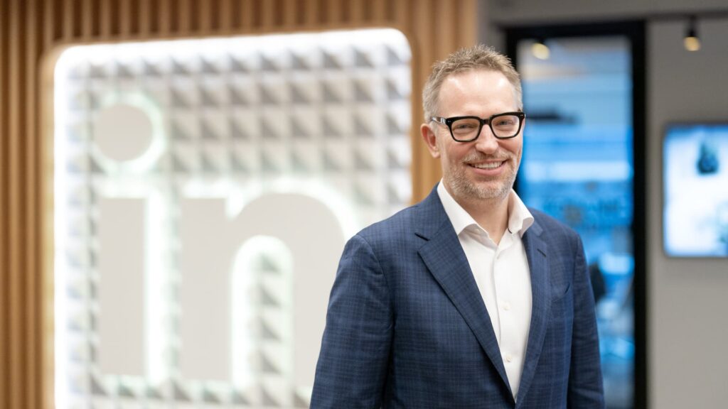 Ignore this common career advice. It’s “outdated” and “a little stupid”.