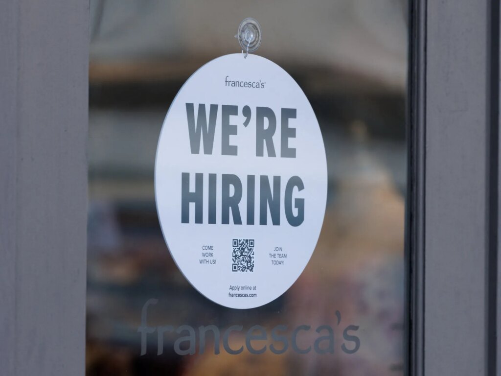 U.S. unemployment rate rises to highest level since 2021 as labor market cools | Business and Economic News