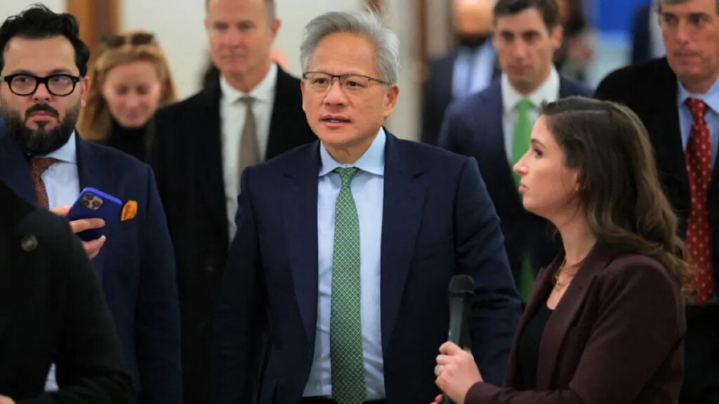 President Trump clears the way to sell powerful Nvidia H200 chips to China | Business and Economy