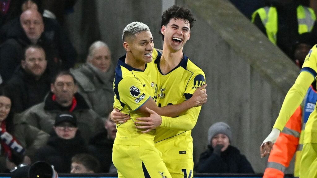 Archie Gray opens the scoring as Spurs beat underachievers Palace, while Leeds attack with familiar formation – Premier League hits and misses | Premier League Soccer News
