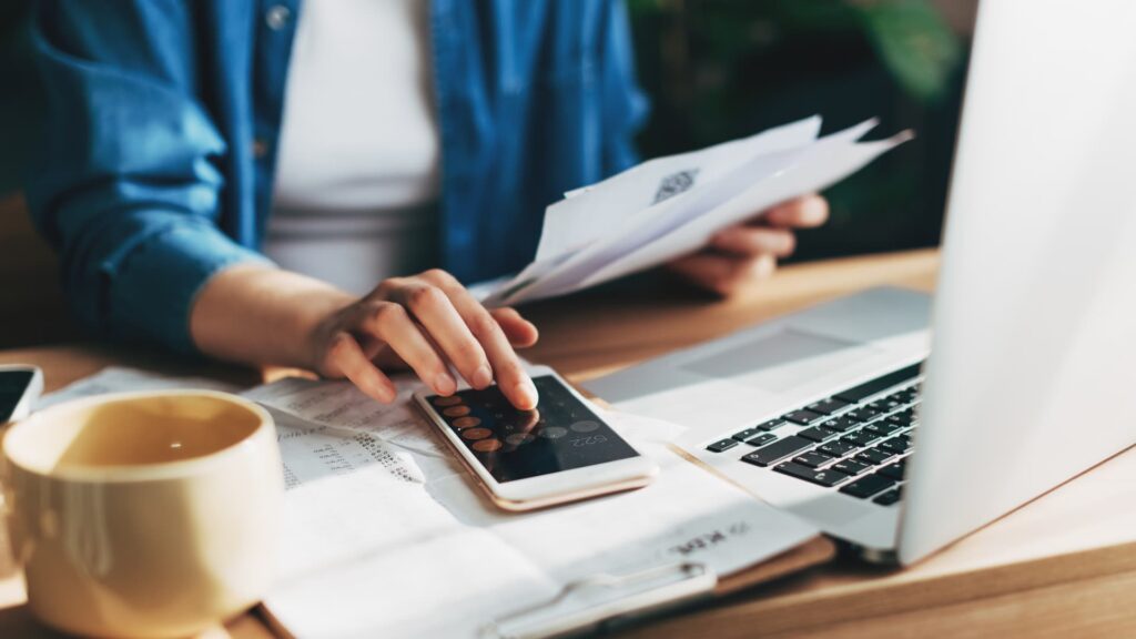 Tax season is here—4 reasons to file your return early