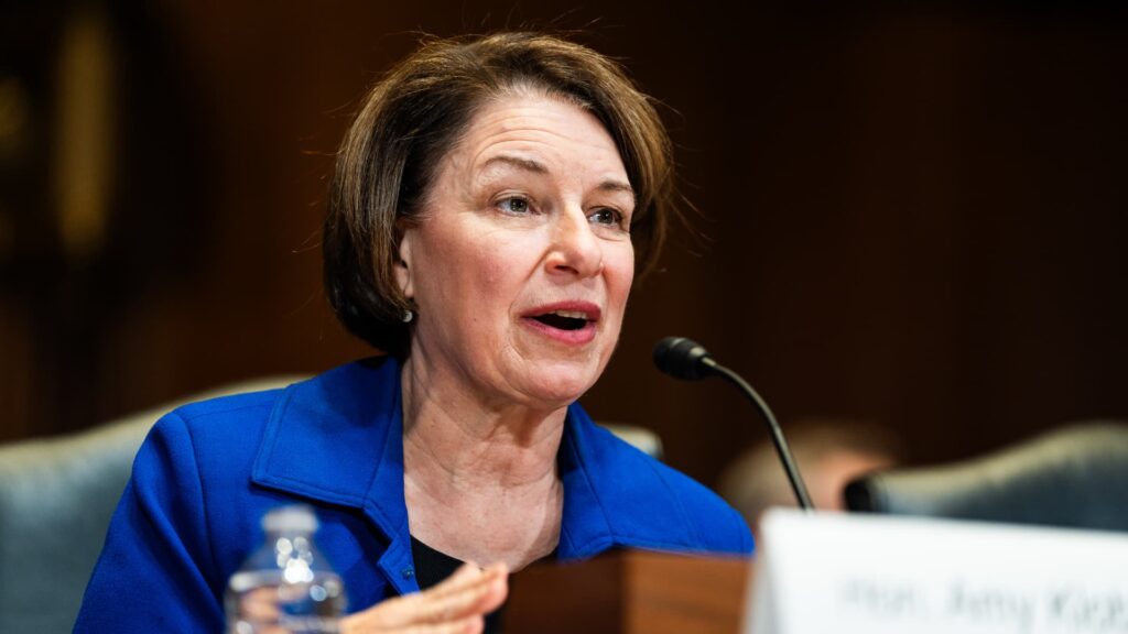Democratic Sen. Klobuchar runs for governor of Minnesota