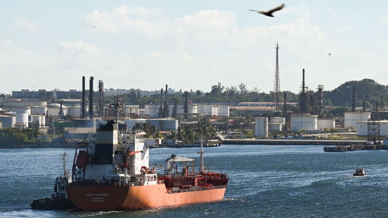 President Trump threatens oil tariffs on Cuba, pushing Mexico into a corner