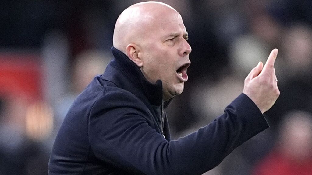 Arne Slott says Liverpool have no room for error after making “too many” mistakes ahead of crucial test at Newcastle | Soccer News