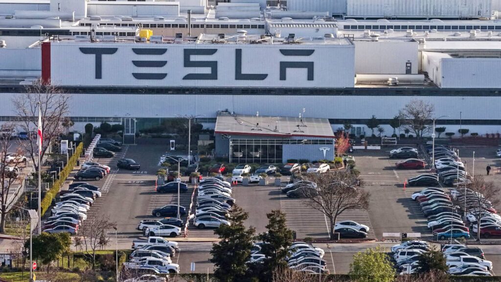 Tesla sues California DMV to overturn false advertising judgment against FSD