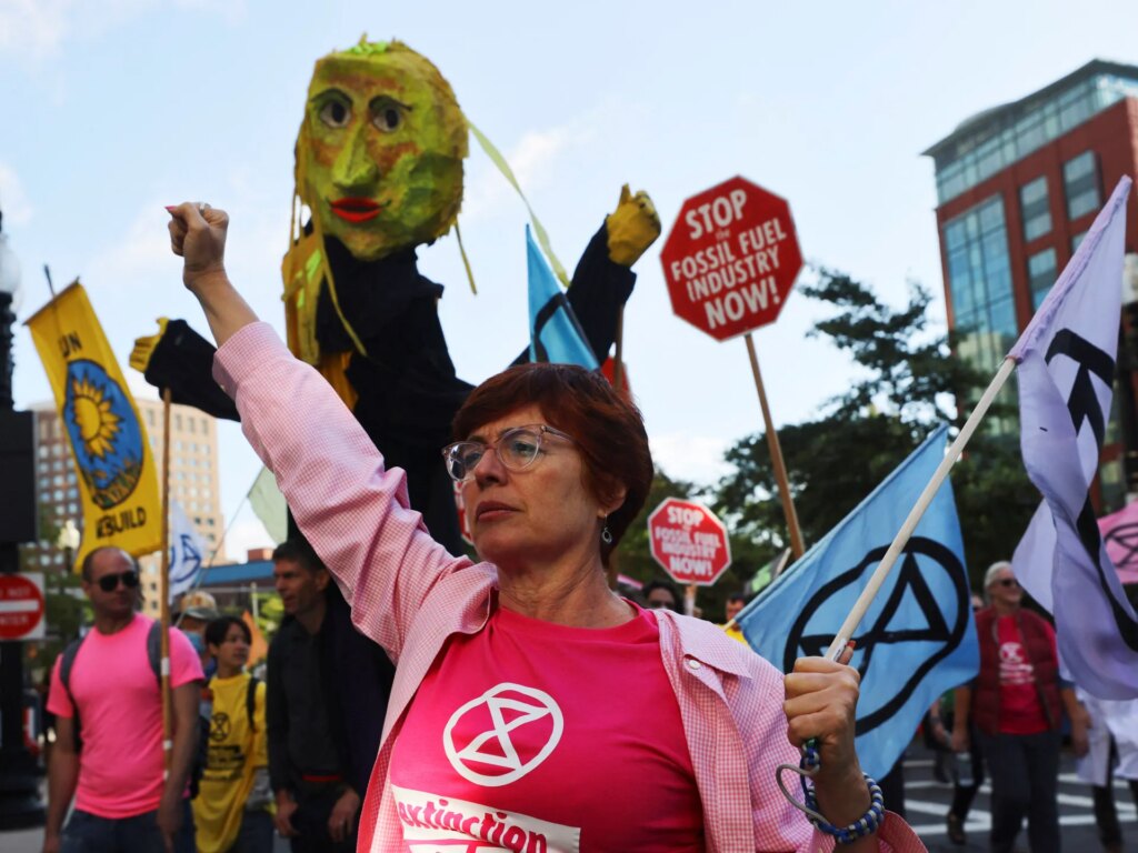 Activist group Extinction Rebellion says it is under FBI investigation | Climate Crisis News