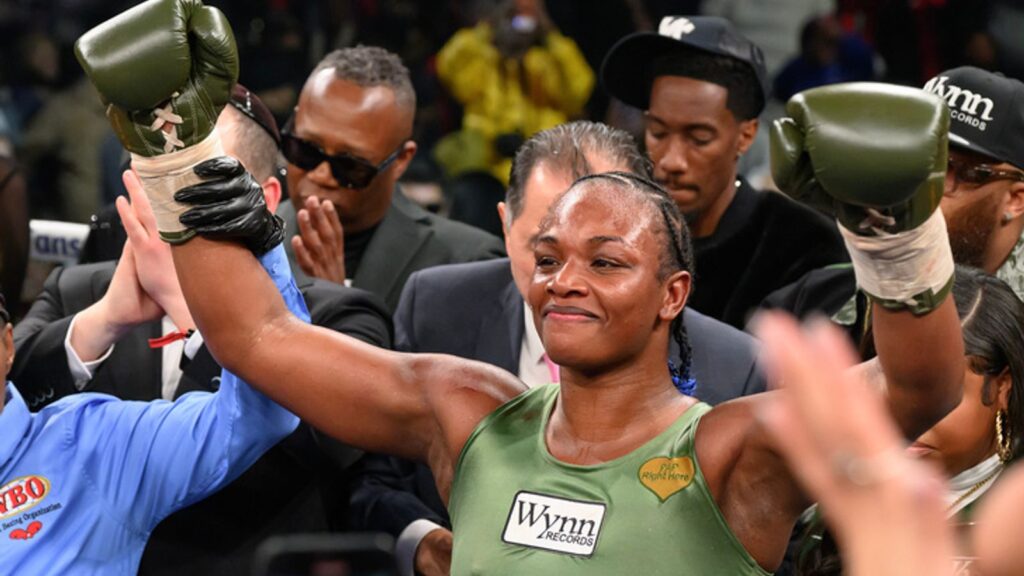 Claressa Shields dominates Franchon Cruz-Dezrun again in Detroit to remain undisputed heavyweight champion | Boxing News