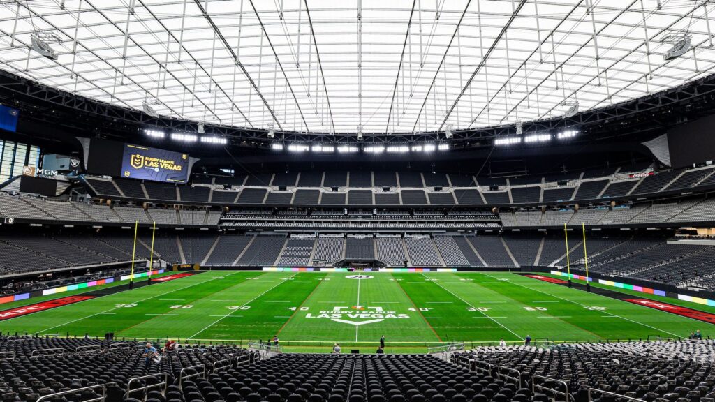 Leeds Rhinos vs Hull KR: After flashing lights and extravaganza, it’s time to get down to business in Super League in Las Vegas | Rugby League News