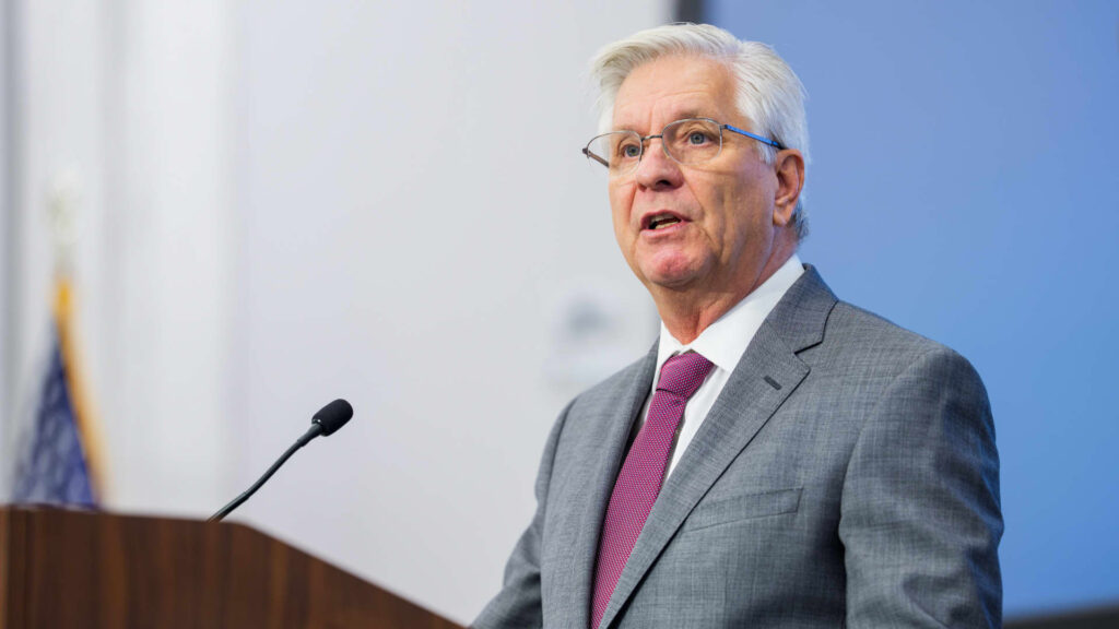 Federal Reserve President Waller is urging caution at this time. There is a possibility of reduction within this year.