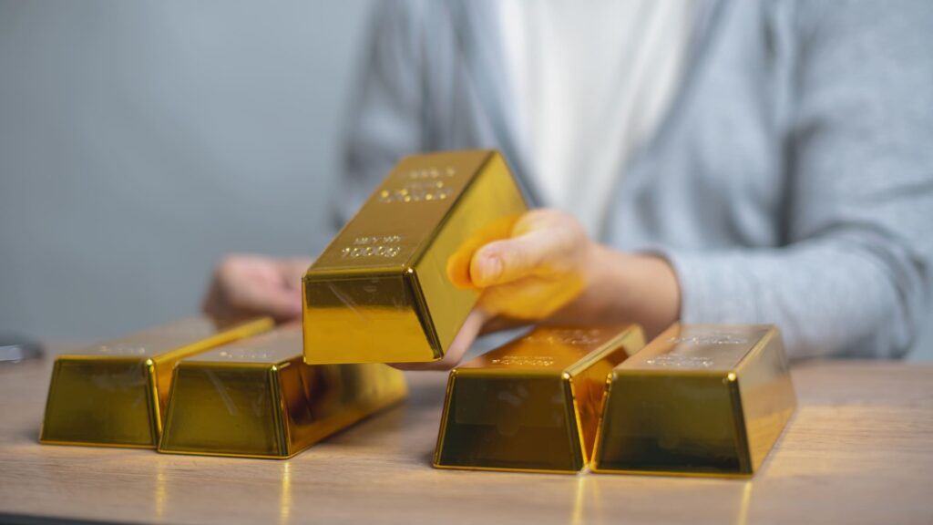 Gold prices skyrocket due to turmoil in the Middle East. What you need to know before investing