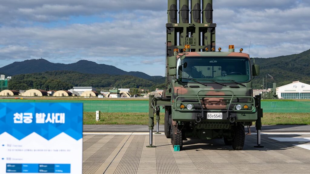 South Korean defense stocks soar, major Hanwha Aerospace soaring 20%