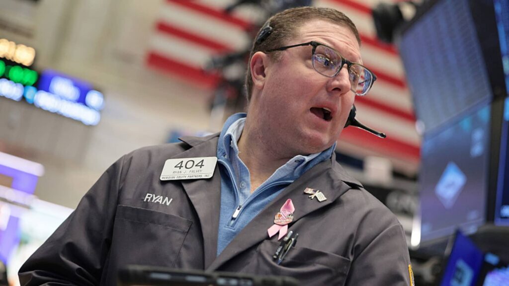 Stock futures flat ahead of holiday shortened business week: Live update