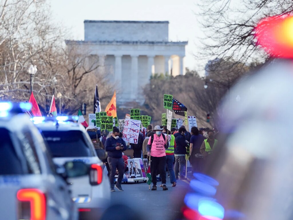 Polls show that only a quarter of Americans support attacking Iran. donald trump news