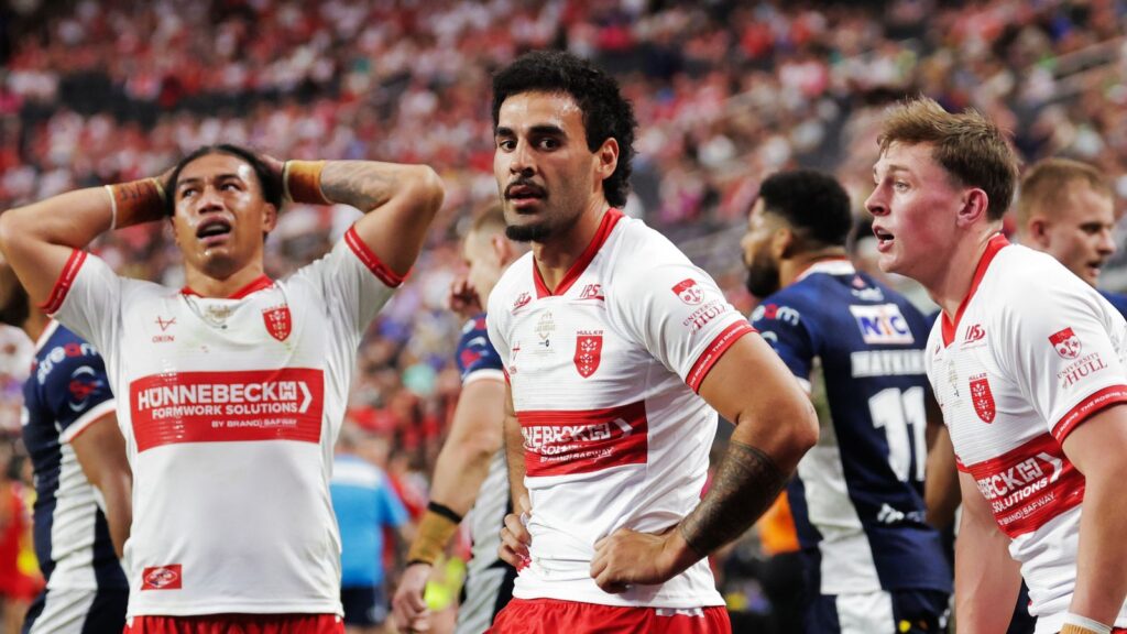 Hull KR coach Willie Peters has given a scathing verdict on the heavy Super League defeat against Leeds Rhinos in Las Vegas: We let the fans down | Rugby League News
