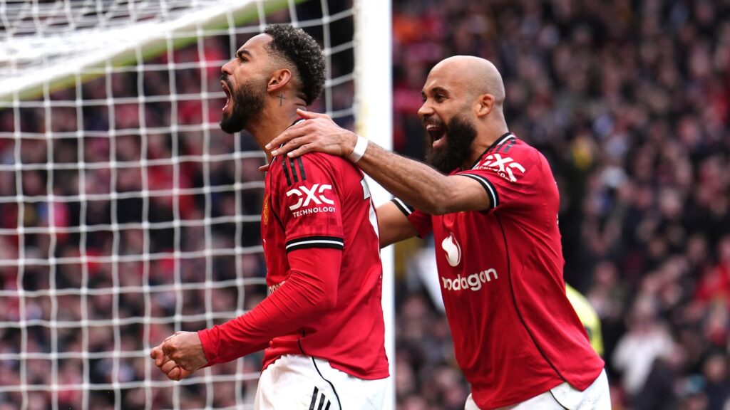 Manchester United 3 – 1 Aston Villa