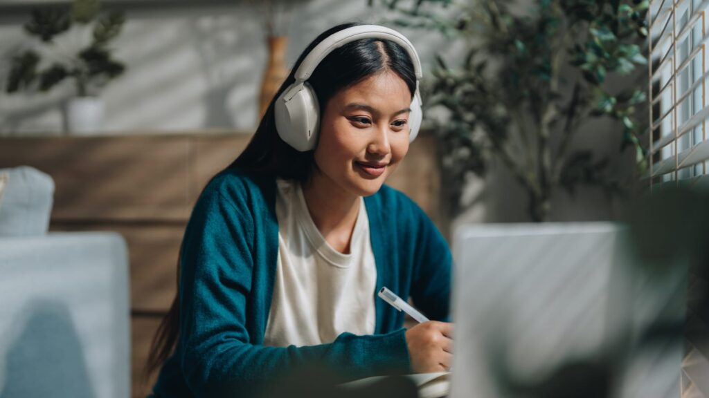 47% of college students have seriously considered changing their major because of AI: study