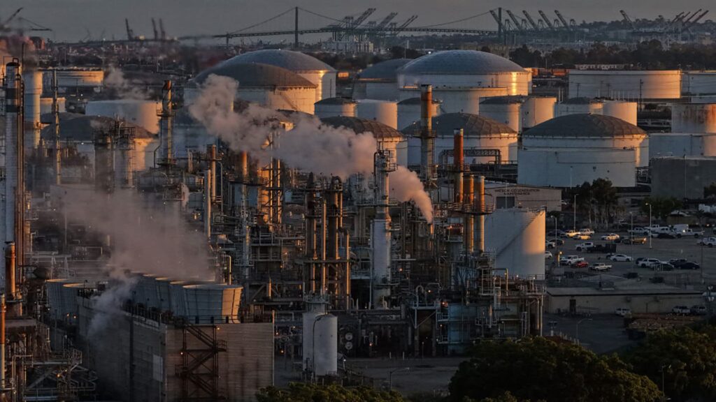 President Trump agrees to Iran ceasefire agreement, oil prices plummet