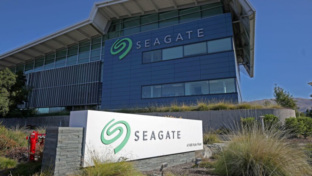 Seagate leads memory decline after CEO’s comments on new factory