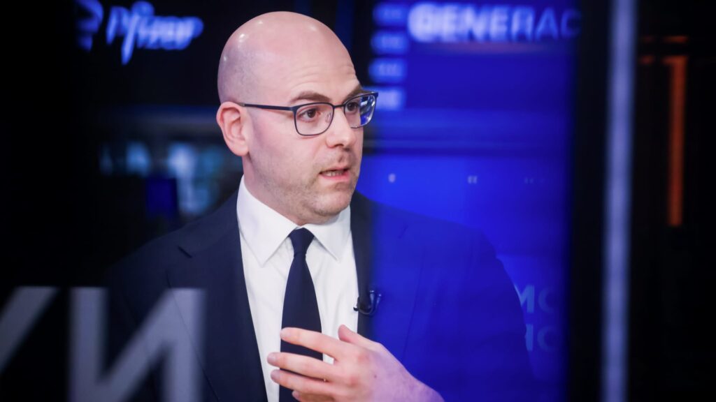 Milan Fed Board member submits resignation and supports new Chairman Warsh