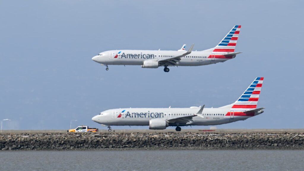 American Airlines adopts SpaceX’s Starlink for in-flight Wi-Fi