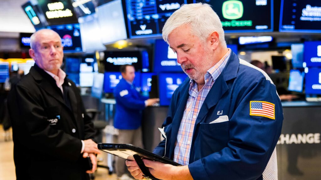 Stocks whose prices fluctuate significantly after hours: WDAY, EL, ZM, TTWO