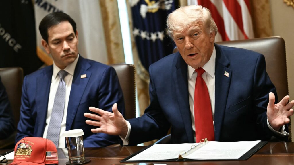 US reportedly launches new airstrikes on Iran