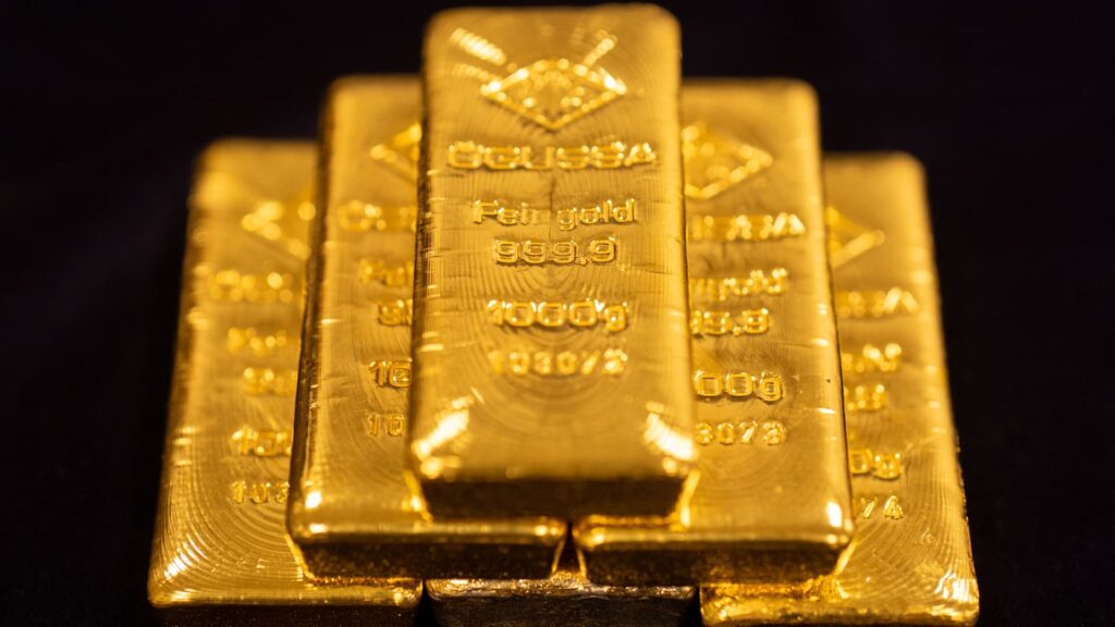 Gold prices pare losses after US inflation data