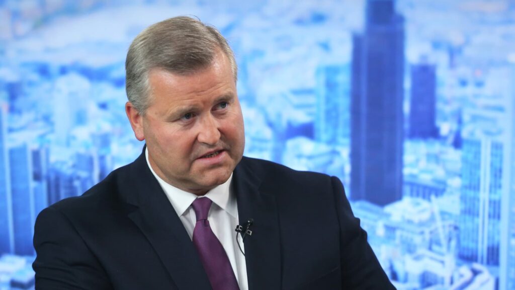 Sacked BP chairman Albert Manifold denies ‘lies’ about his actions