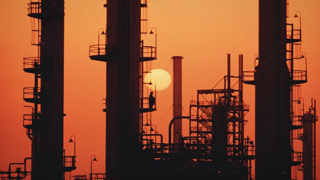 Oil markets are betting on a quick end to the Iran war. Investors may regret it