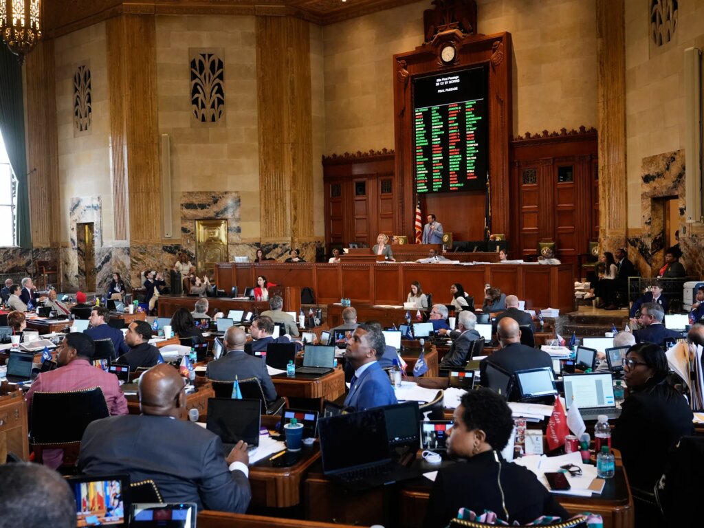 Louisiana lawmakers pass congressional map favorable to Republicans | 2026 US midterm election news