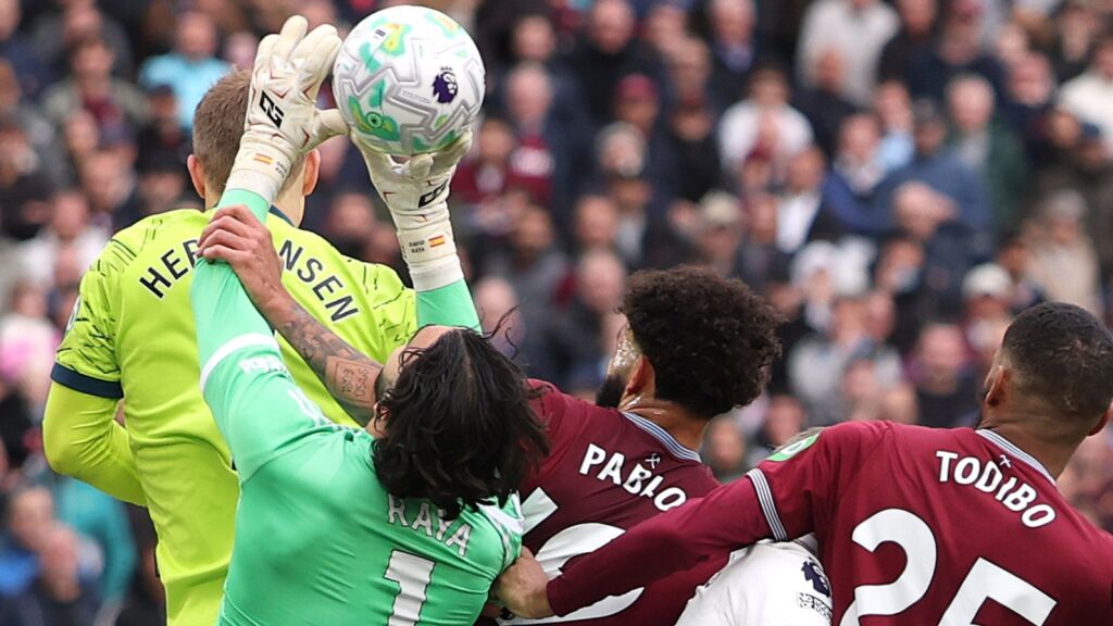 Jamie Carragher: David Raya was fouled against West Ham – some don’t want Arsenal to win the Premier League title | Jamie Carragher Football News