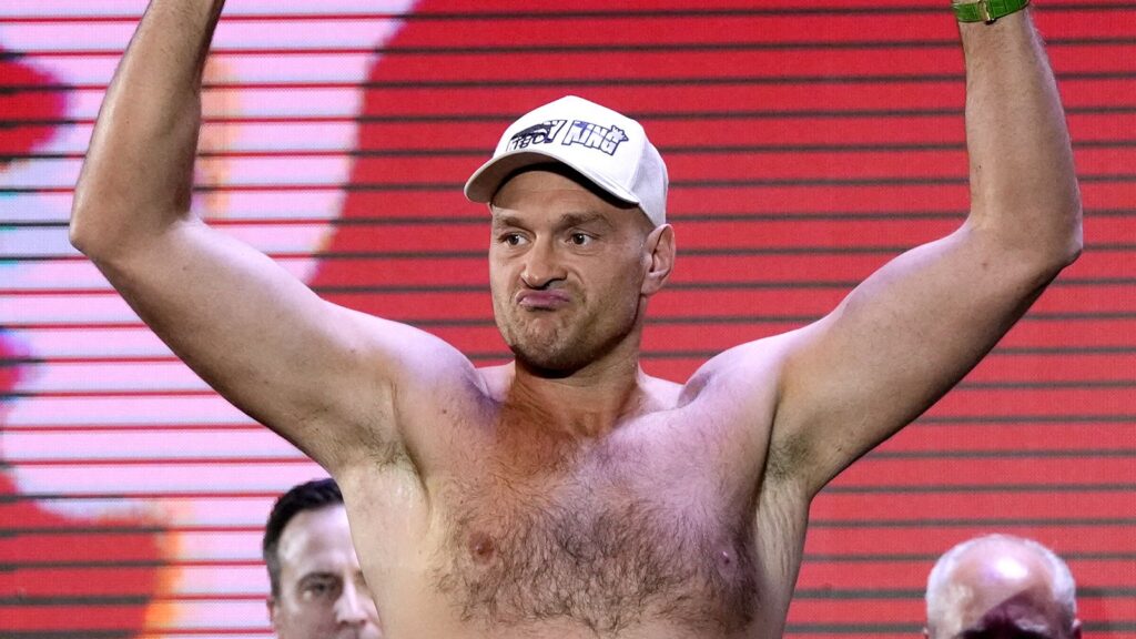 Tyson Fury questions Anthony Joshua’s punch resistance and Daniel Dubois’ power – promise news of fight soon Boxing News