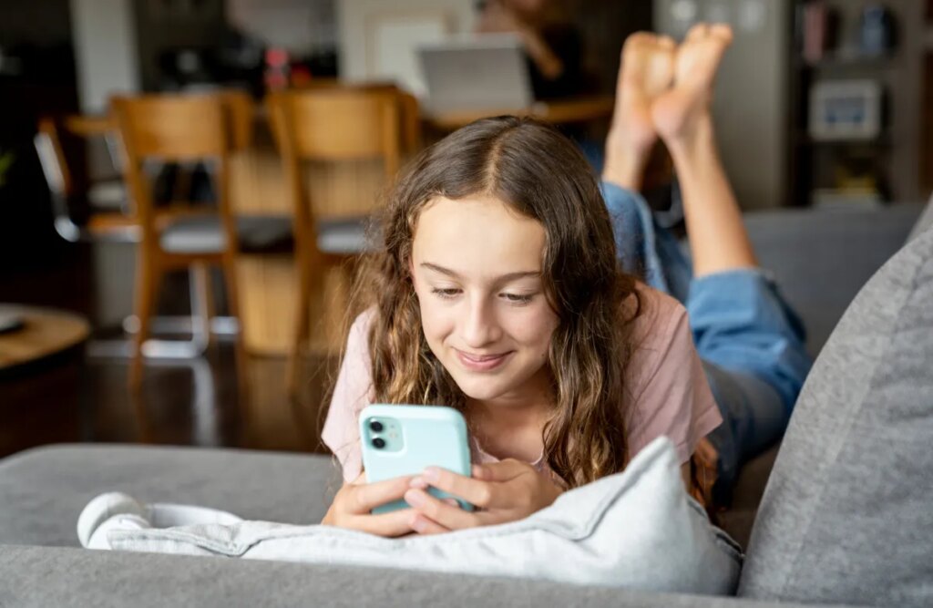 Meta uses AI to analyze height and bone structure to determine if a user is underage