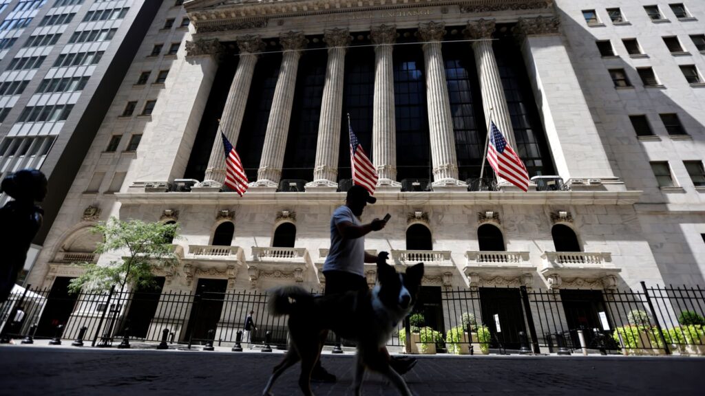 The stock market just did something eerily similar to the dotcom bubble top of 2000